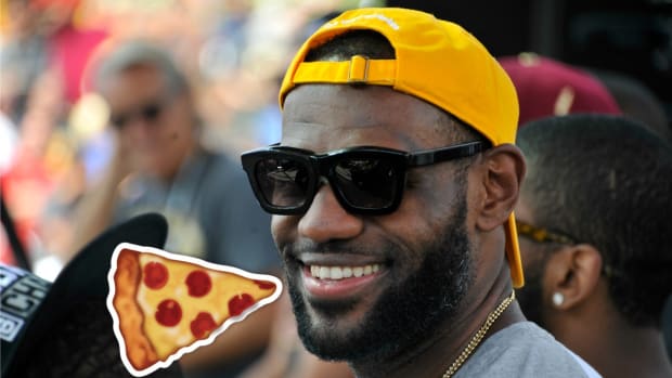 lebron-james-pizza-order-facebook.jpg